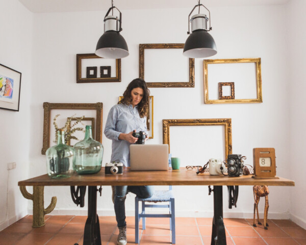 Conquer Compact Living: Smart Design Solutions for Home Interiors